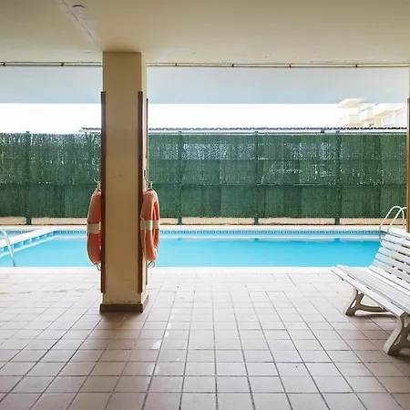 Daire Con Vistas Al Mar Y Piscina En