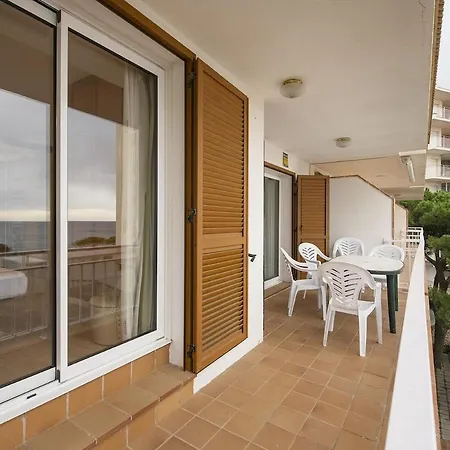 Con Vistas Al Mar Y Piscina En Daire *
